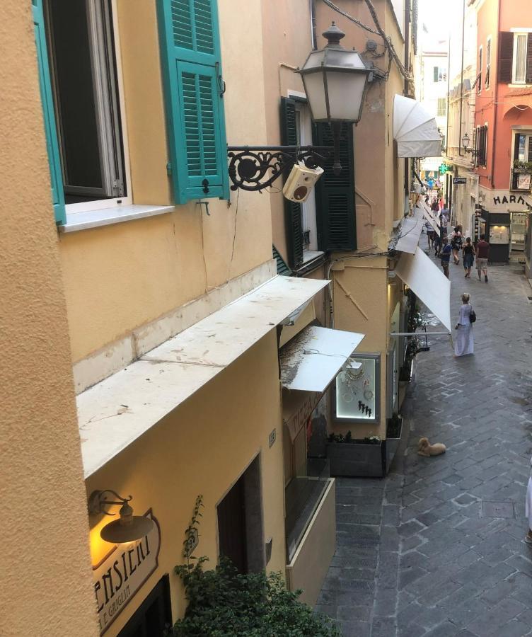 Budello Di Alassio, Ampio Appartamento Con Box Exterior foto